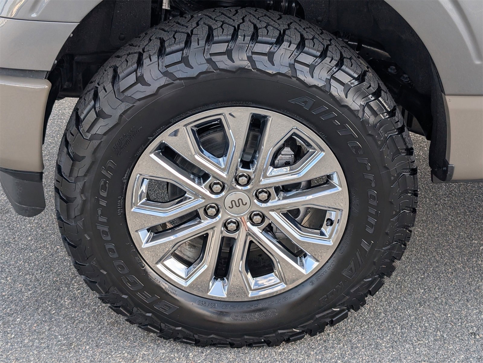 New 2025 Ford F150 King Ranch w/ FX4 Off-Road Package image 13