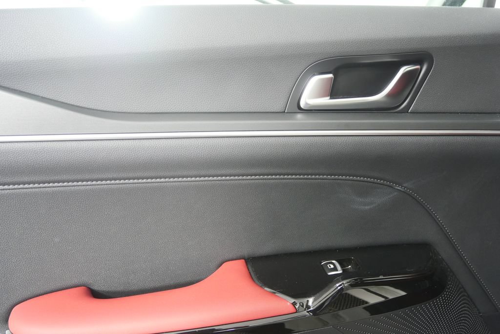 Used 2025 Kia K5 GT-Line w/ GT-Line Premium Package FWD image 13