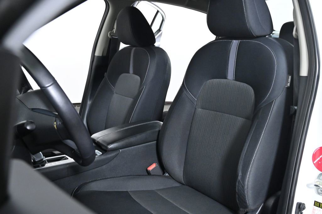 Used 2020 Nissan Sentra SV image 24