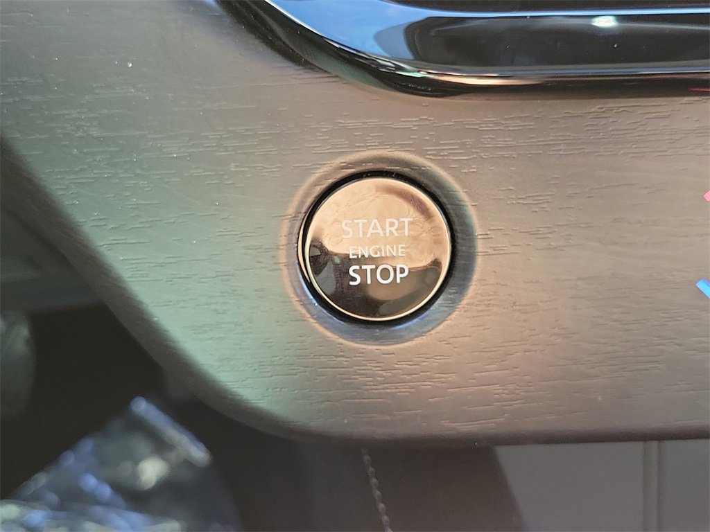 Certified 2025 Nissan Murano SL image 8