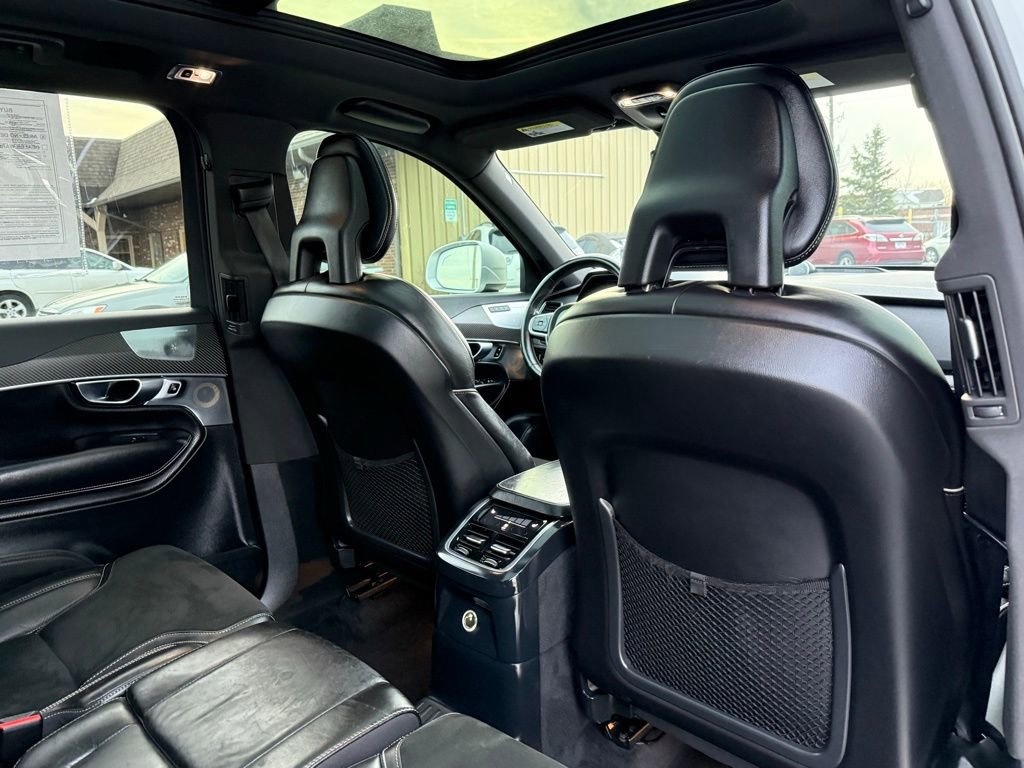 Used 2017 Volvo XC90 T8 R-Design w/ Vision Package image 28
