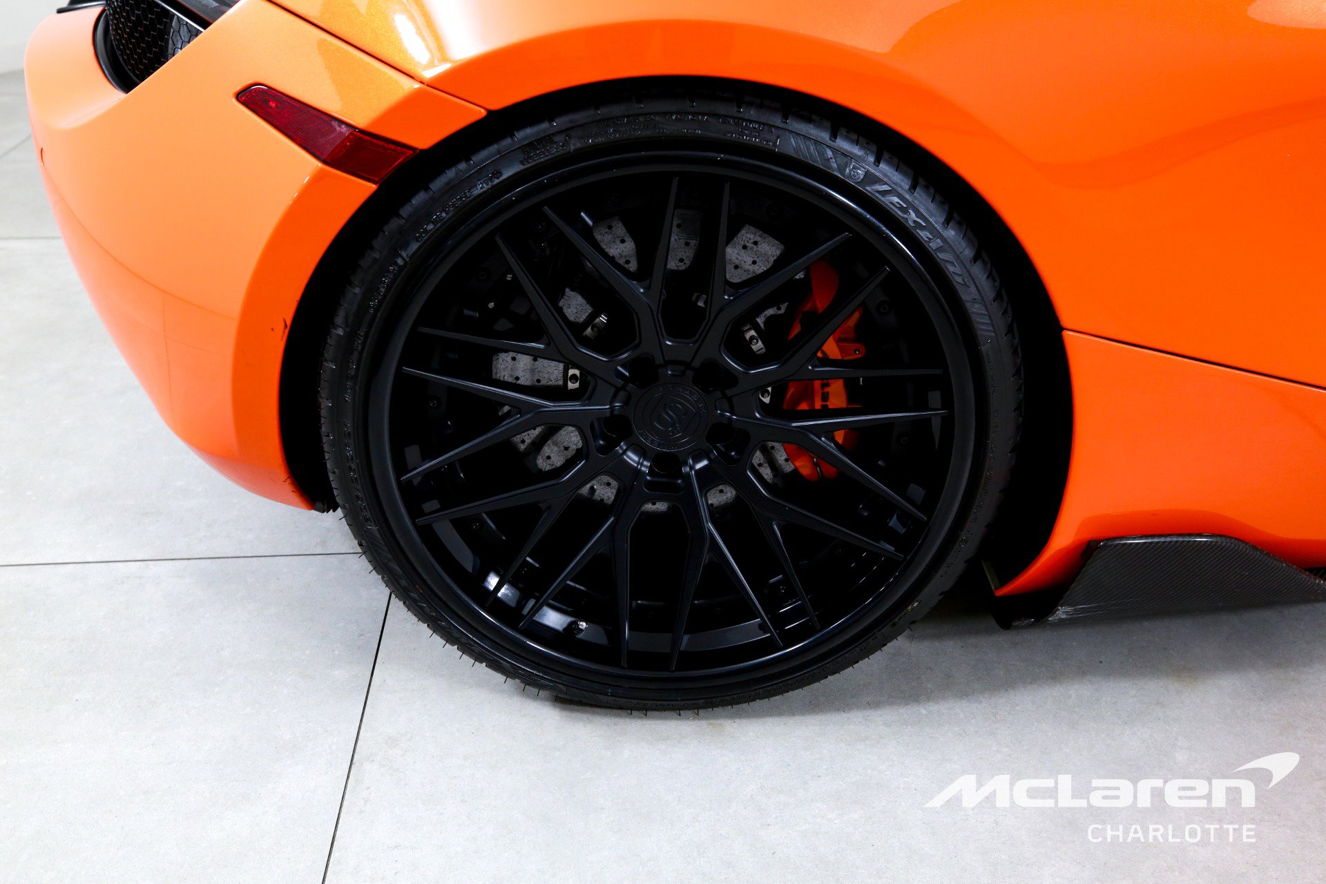 Used 2020 McLaren 720S Performance RWD image 24