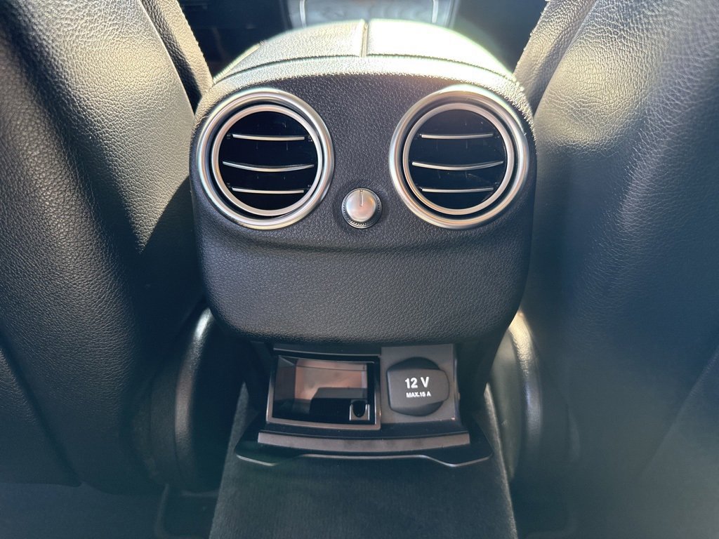 Used 2019 Mercedes-Benz C 300 Sedan image 18