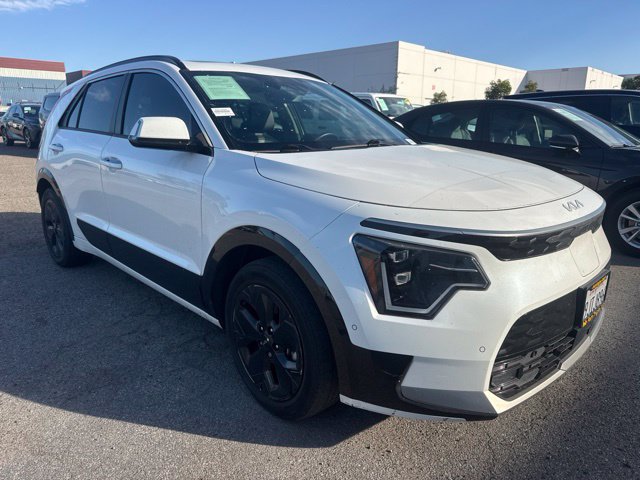 Used 2023 Kia Niro Wave FWD image 3