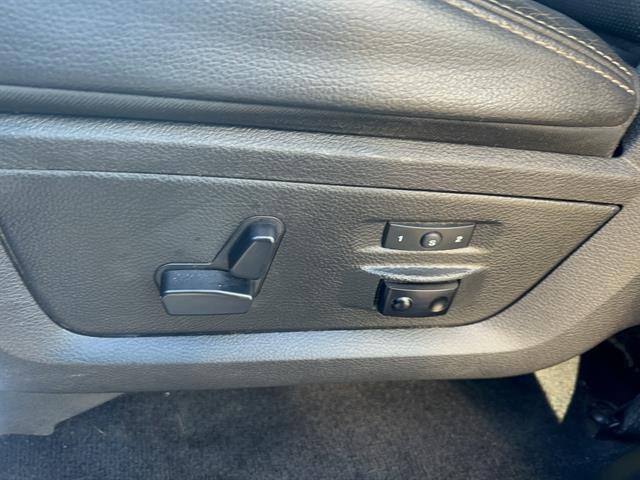 Used 2017 RAM 1500 Laramie w/ Convenience Group image 12