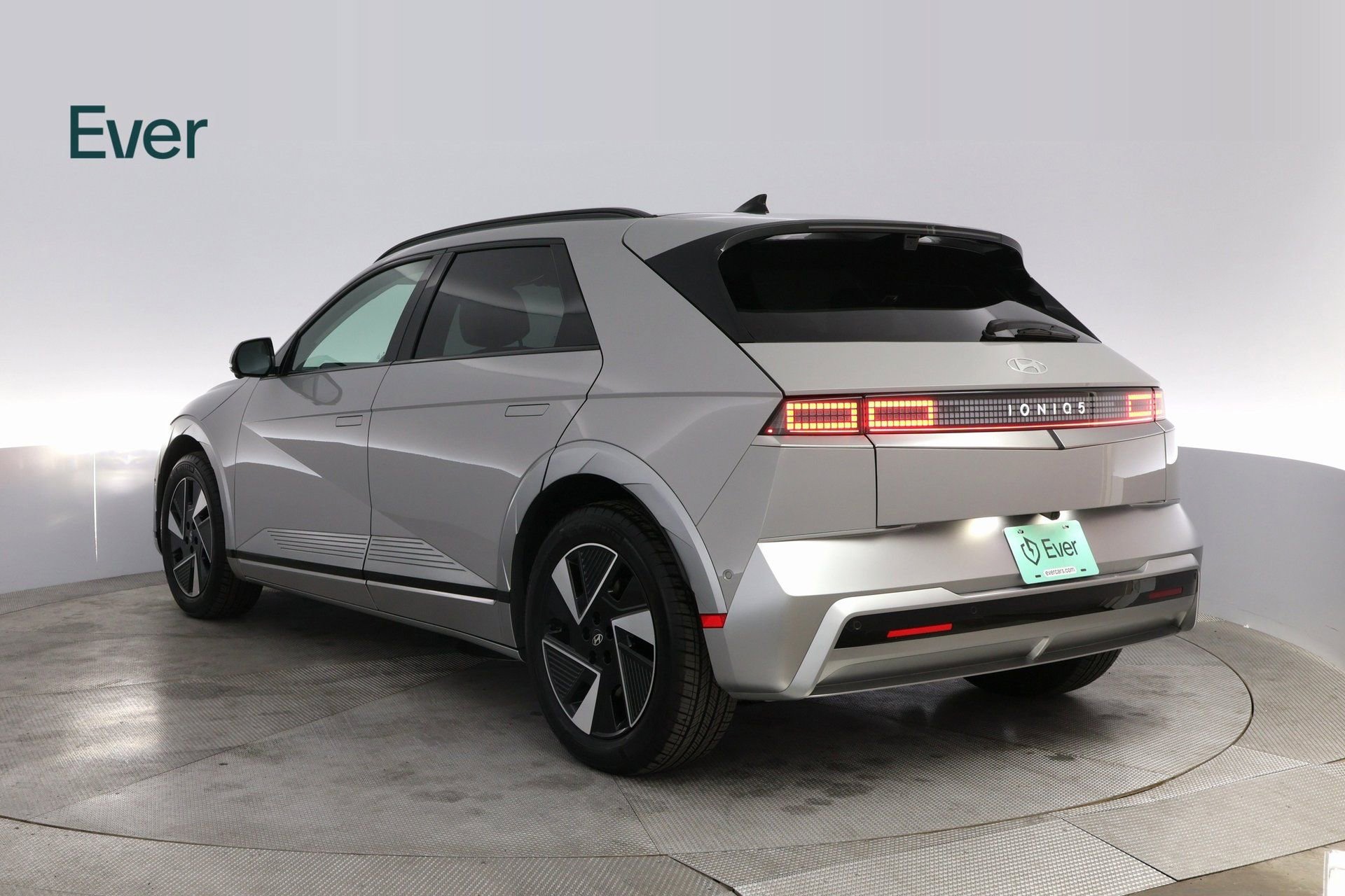 Used 2025 Hyundai Ioniq 5 Limited image 14