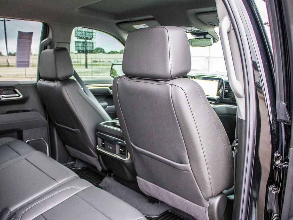 Used 2025 Chevrolet Silverado 1500 LTZ AWD/4WD image 80