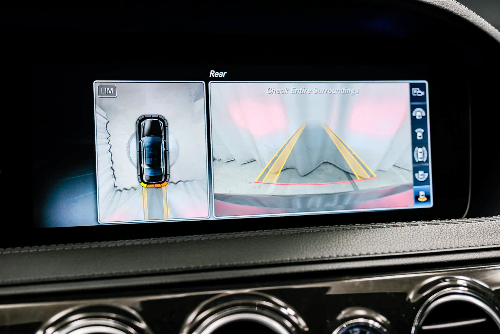 Used 2018 Mercedes-Benz S 560 Sedan image 30