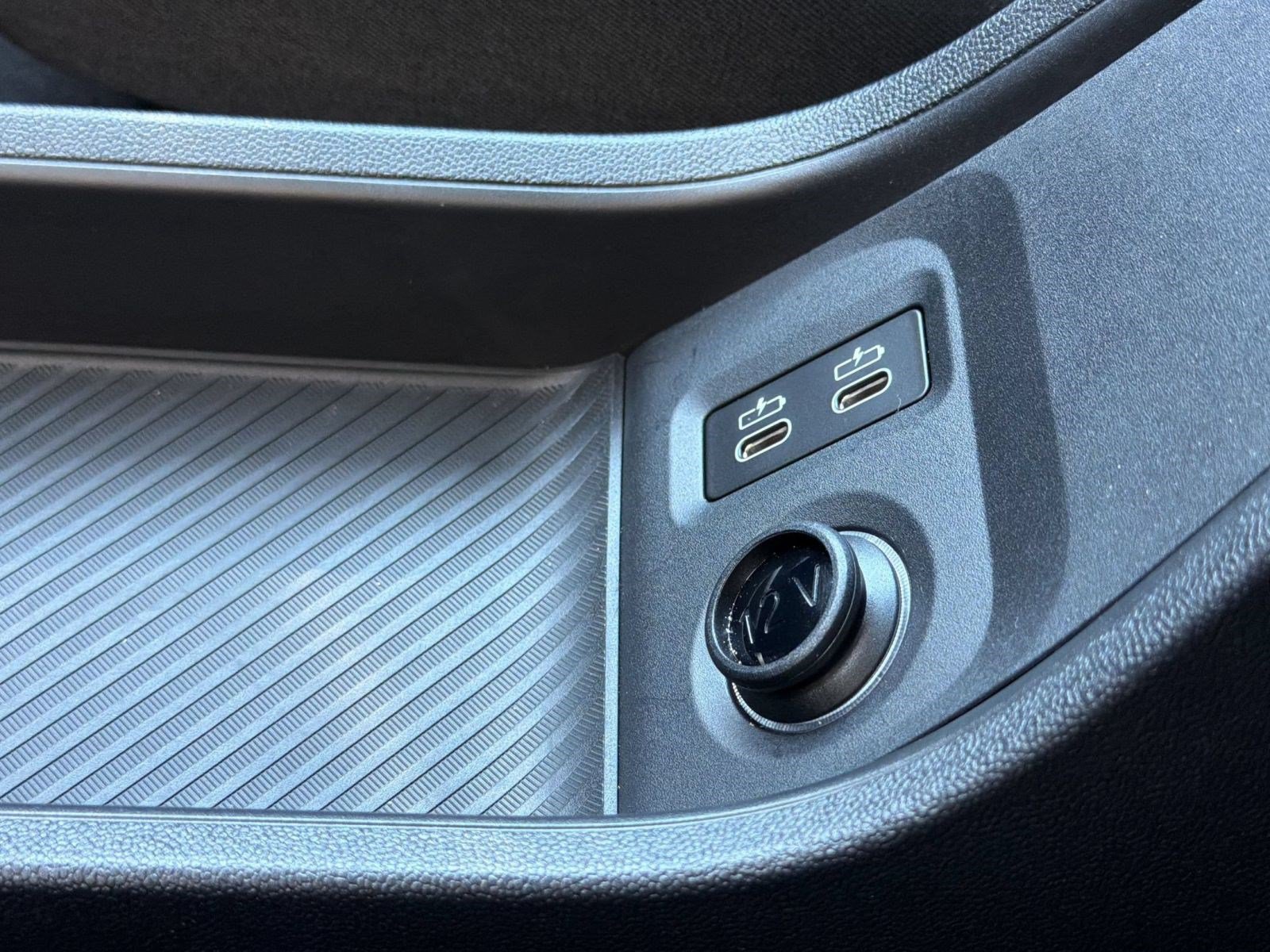 Used 2026 MINI Cooper 2-Door Hardtop FWD image 24