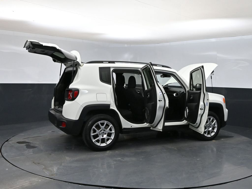 Used 2021 Jeep Renegade Latitude AWD/4WD image 37