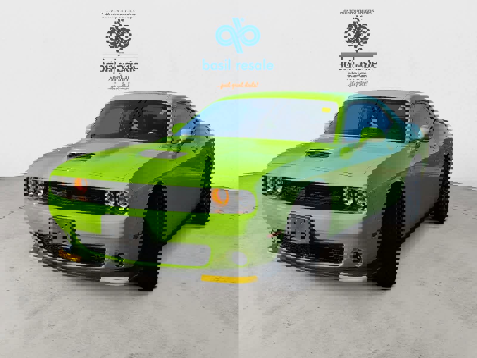 Used 2023 Dodge Challenger R/T w/ Plus Package image 4