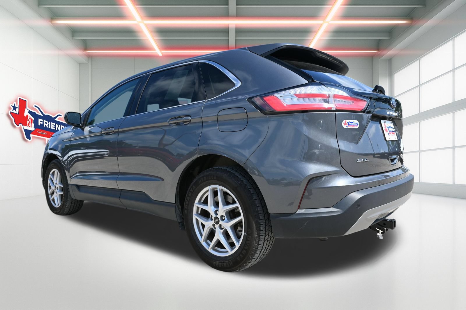 Used 2024 Ford Edge SEL AWD/4WD image 2