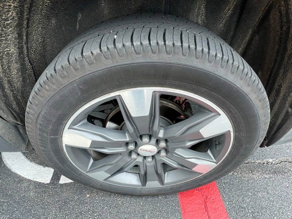 Used 2017 GMC Acadia SLT FWD image 5
