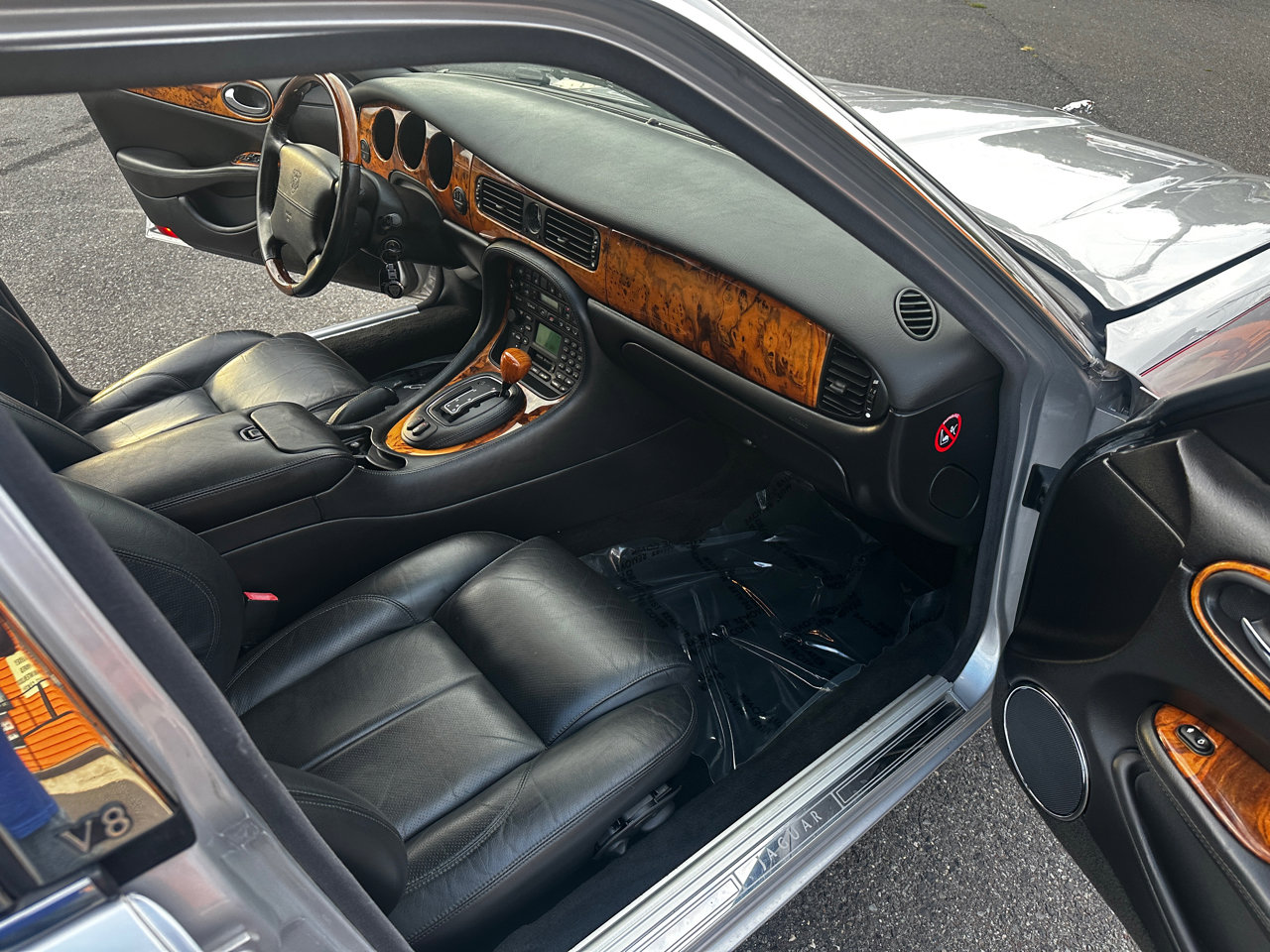 Used 2003 Jaguar XJ Sport image 17