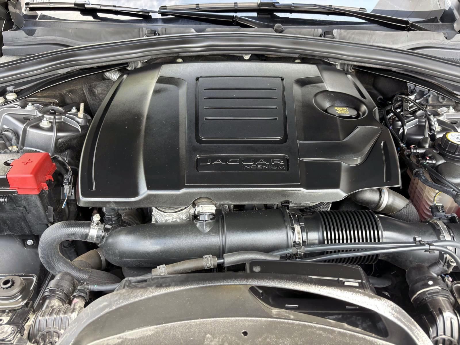 Used 2019 Jaguar F-PACE R-Sport AWD/4WD image 29