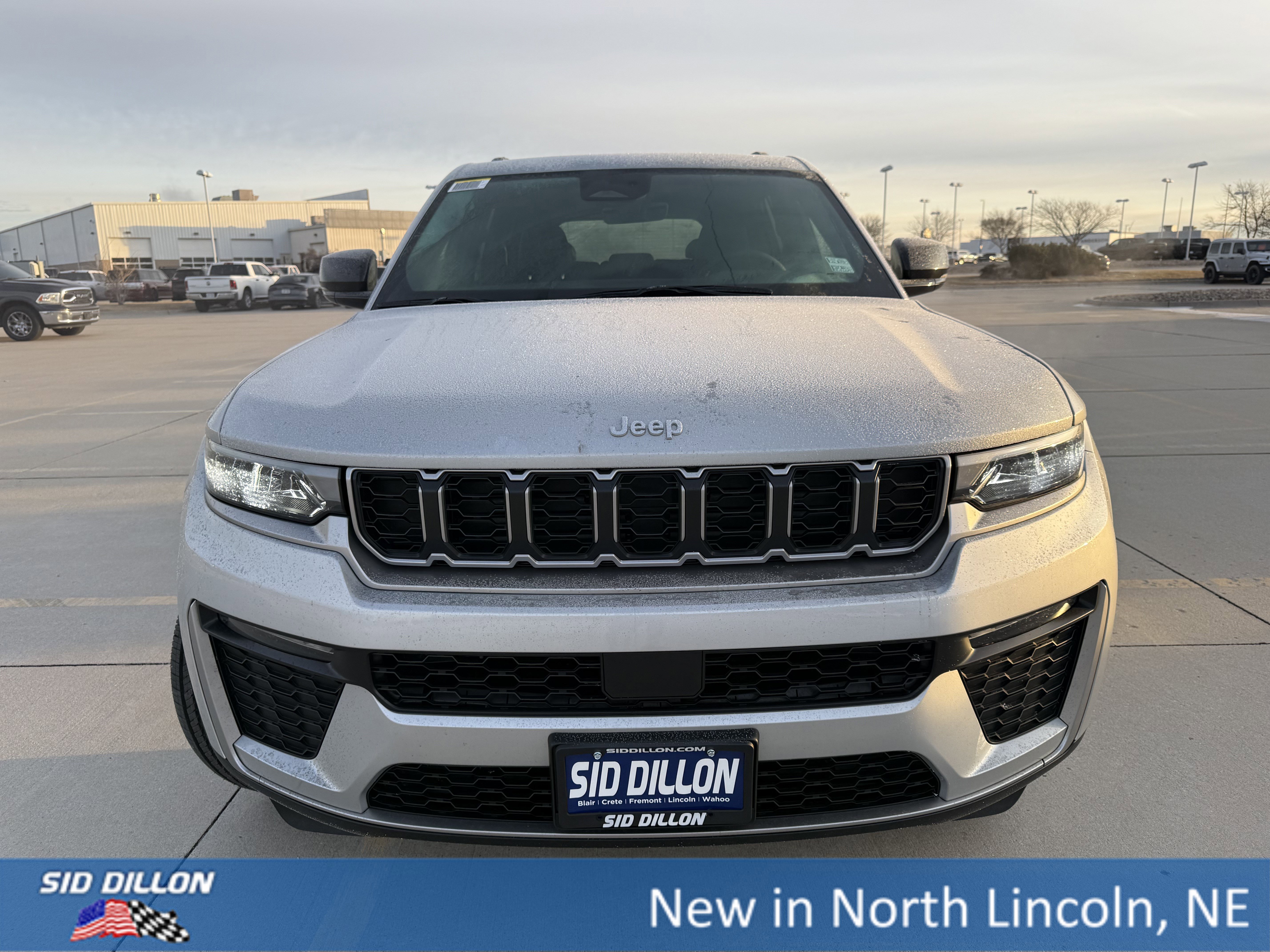 New 2026 Jeep Grand Cherokee Limited image 3