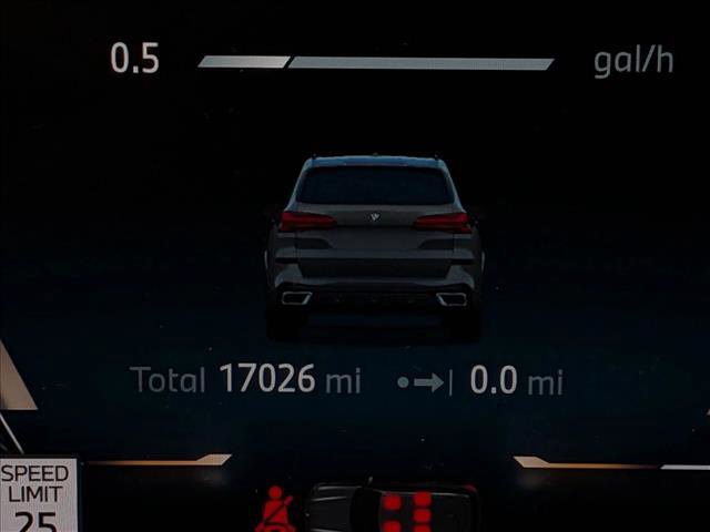 Used 2024 BMW X5 sDrive40i w/ M Sport Package image 9