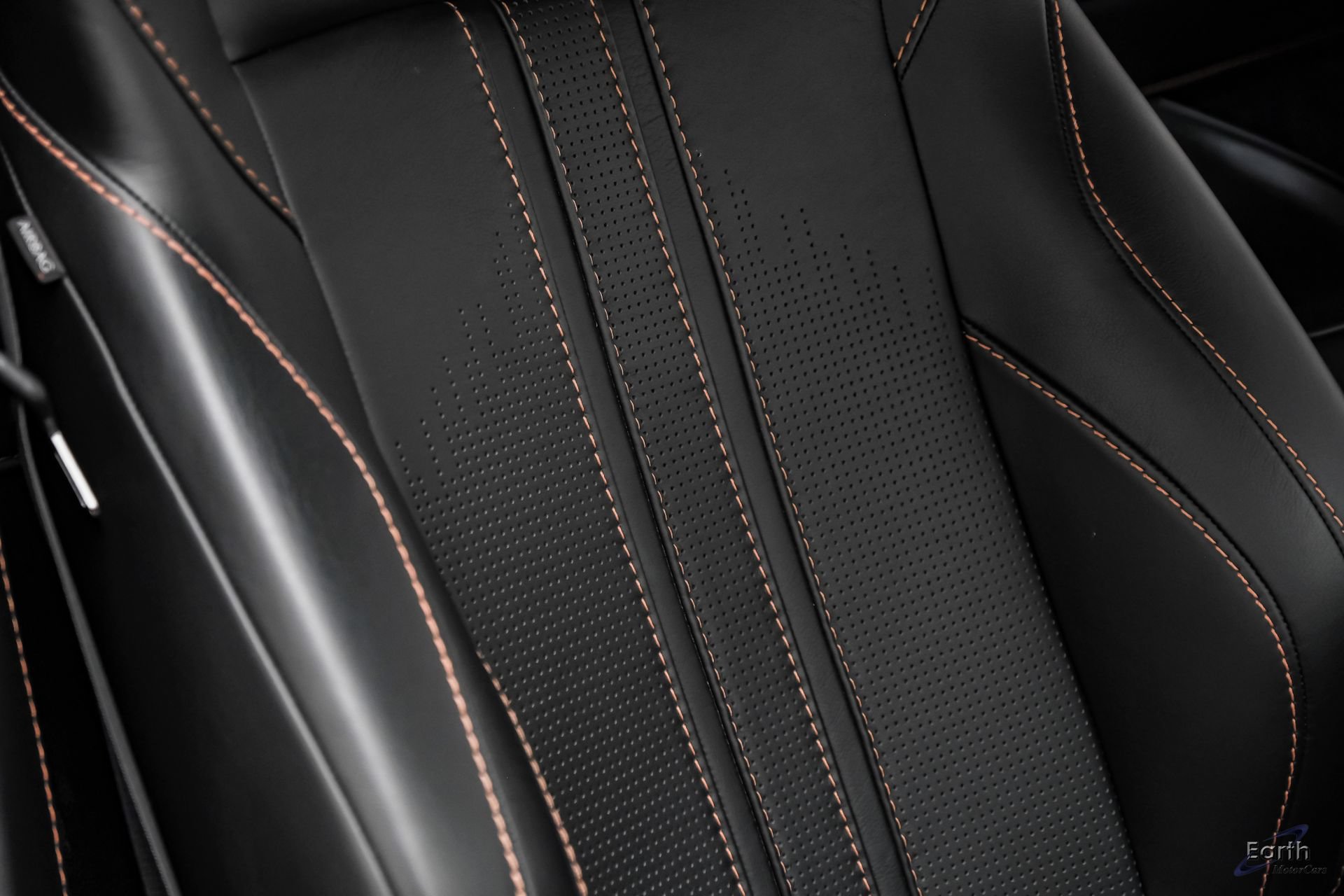Used 2020 Aston Martin V8 Vantage Coupe RWD image 56