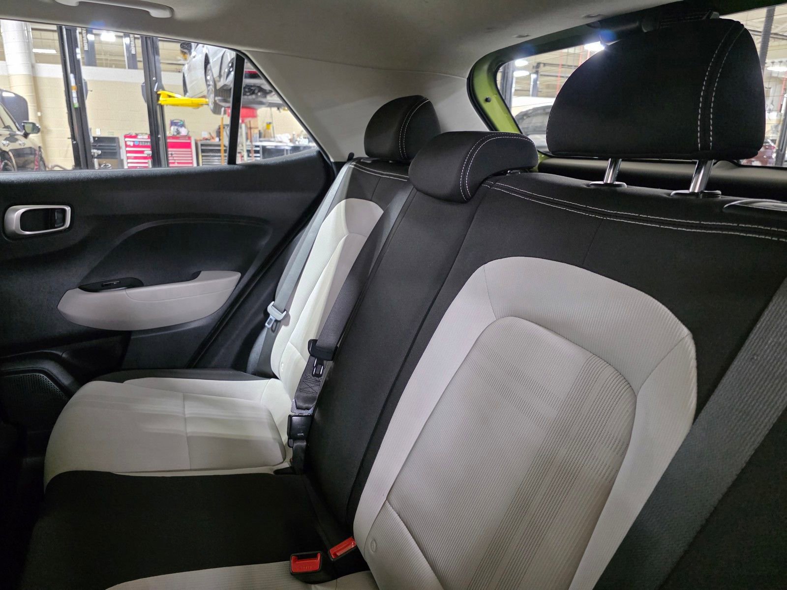 Certified 2023 Hyundai Venue SEL image 14