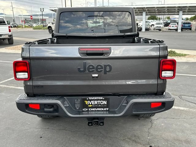 Used 2023 Jeep Gladiator Sport AWD/4WD image 9