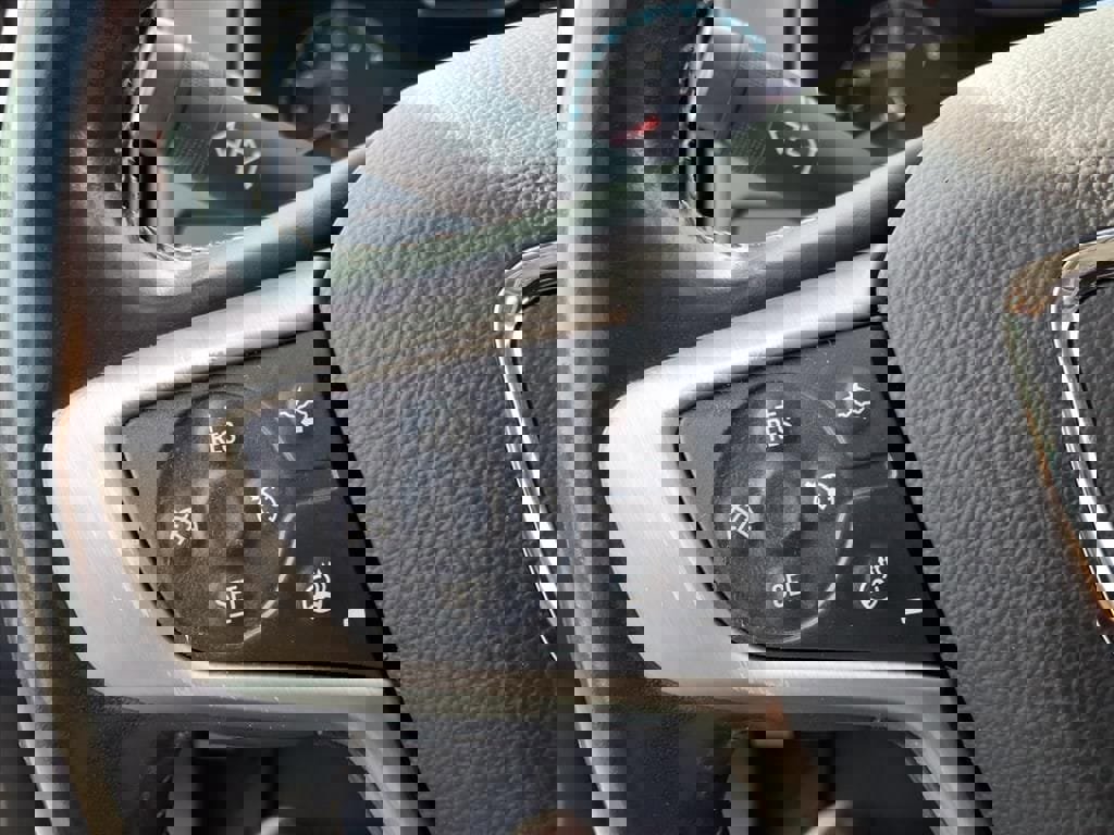 Used 2020 GMC Canyon Denali image 28