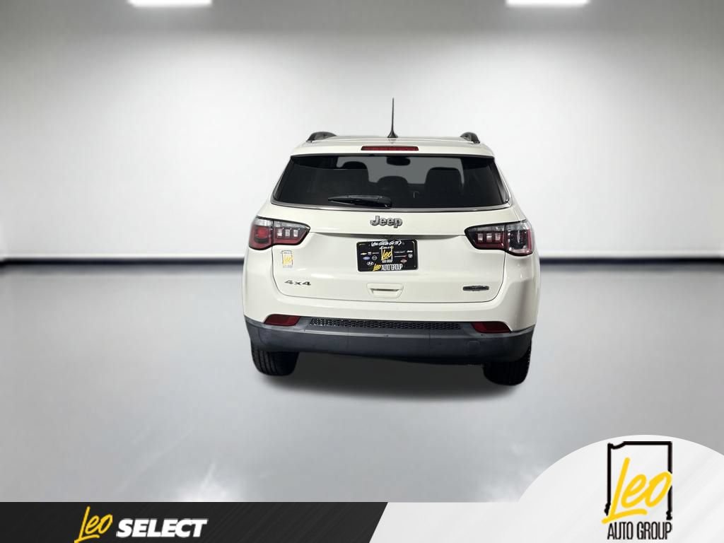 Used 2018 Jeep Compass Latitude w/ Popular Equipment Group AWD/4WD image 6