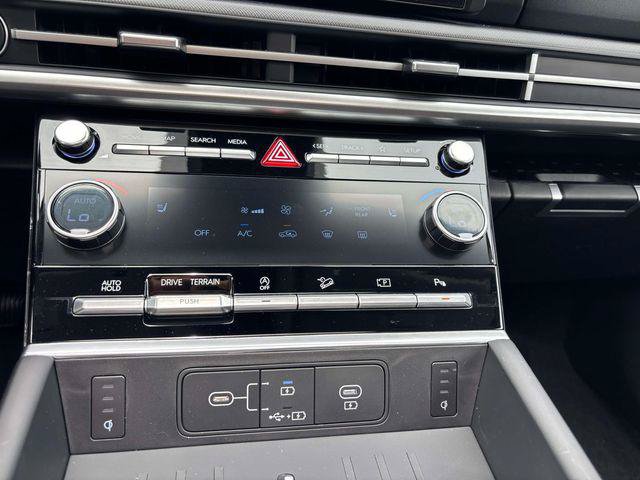 New 2026 Hyundai Santa Fe XRT AWD/4WD image 12