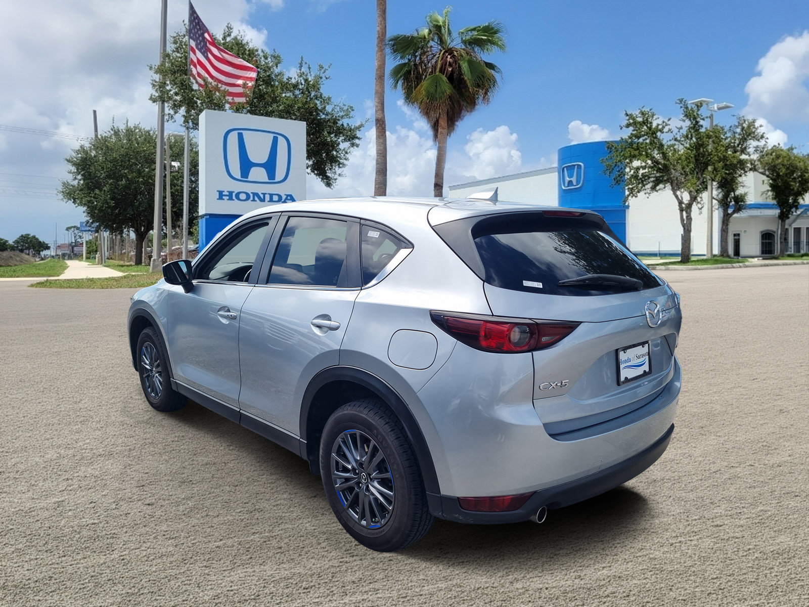 Used 2020 MAZDA CX-5 Touring FWD image 5