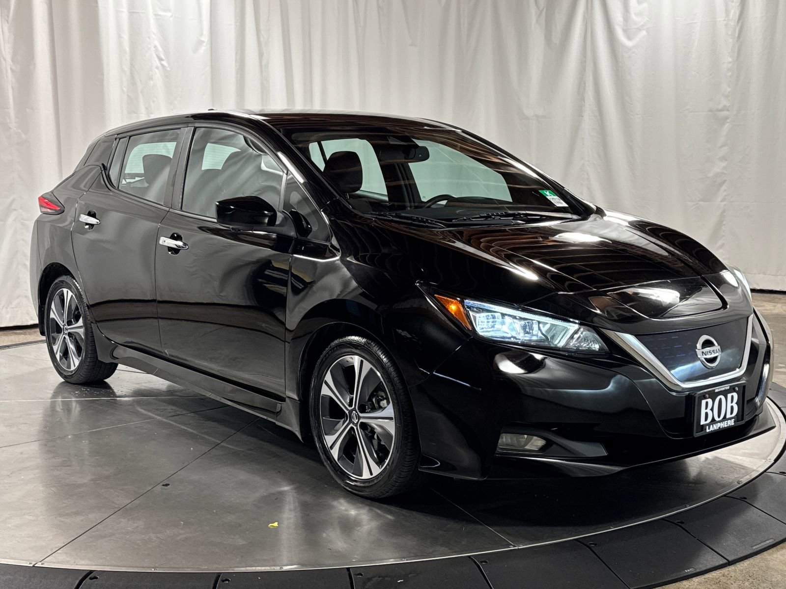 Used 2020 Nissan Leaf SV w/ SV Technology Package FWD image 7