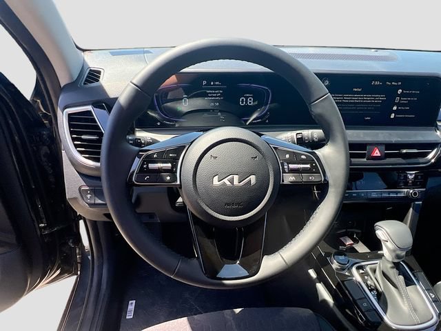 New 2026 Kia Seltos S FWD image 11