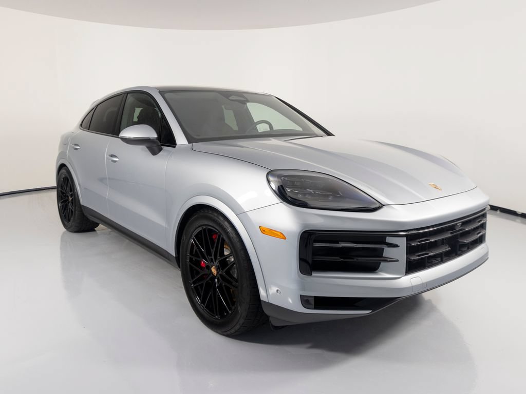 Certified 2026 Porsche Cayenne S AWD/4WD image 13