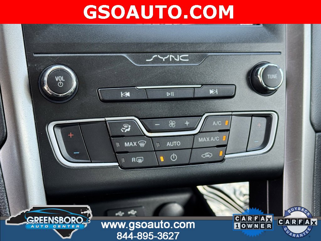 Used 2020 Ford Fusion SE image 18