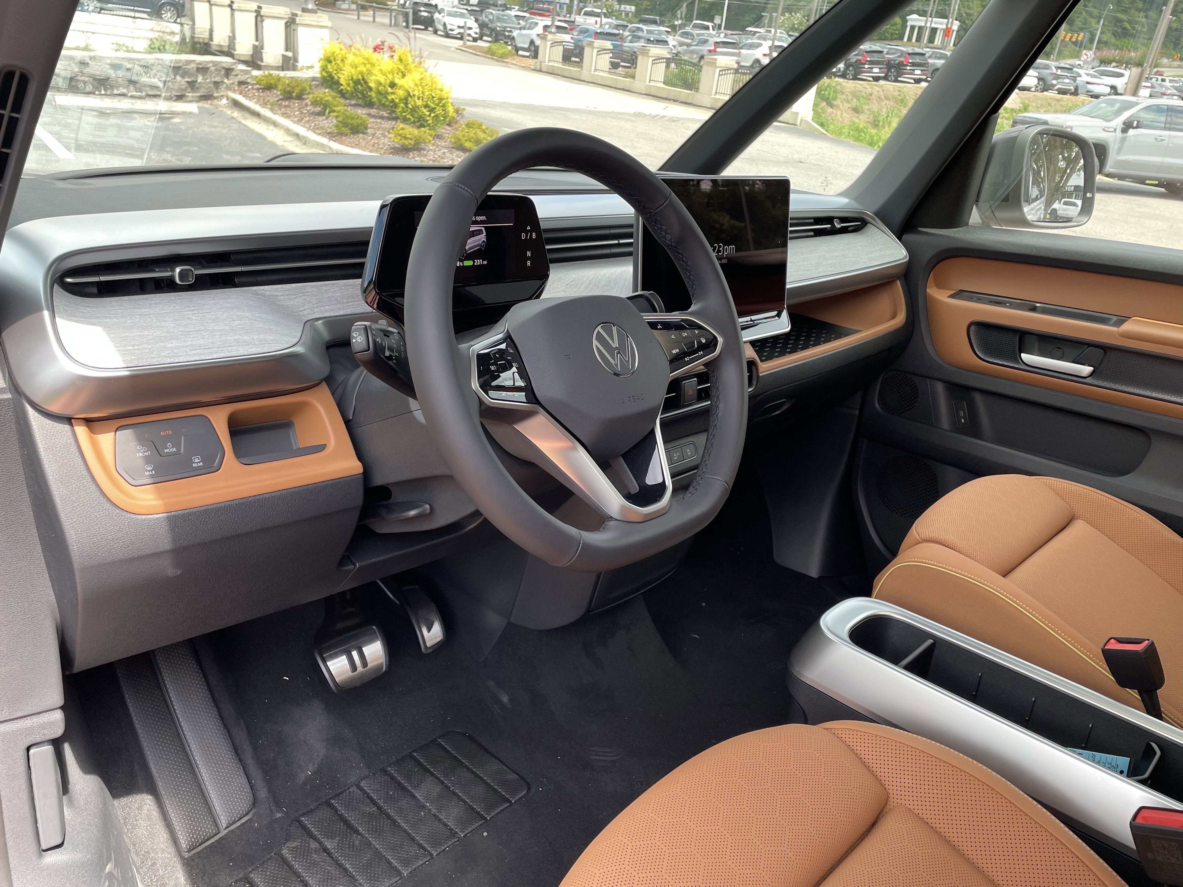 New 2025 Volkswagen ID. Buzz Pro S Plus image 17