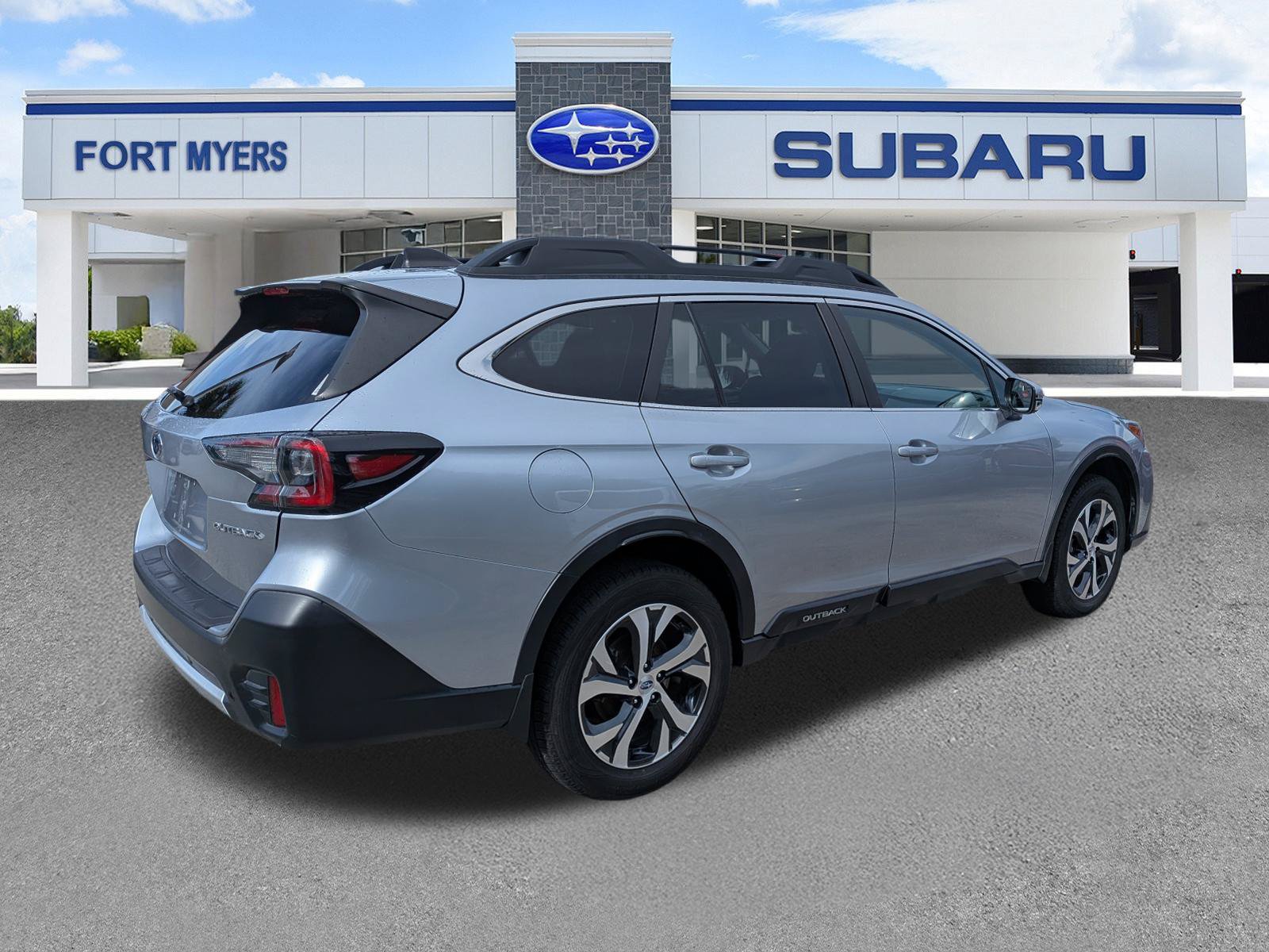Certified 2022 Subaru Outback Limited AWD/4WD image 4