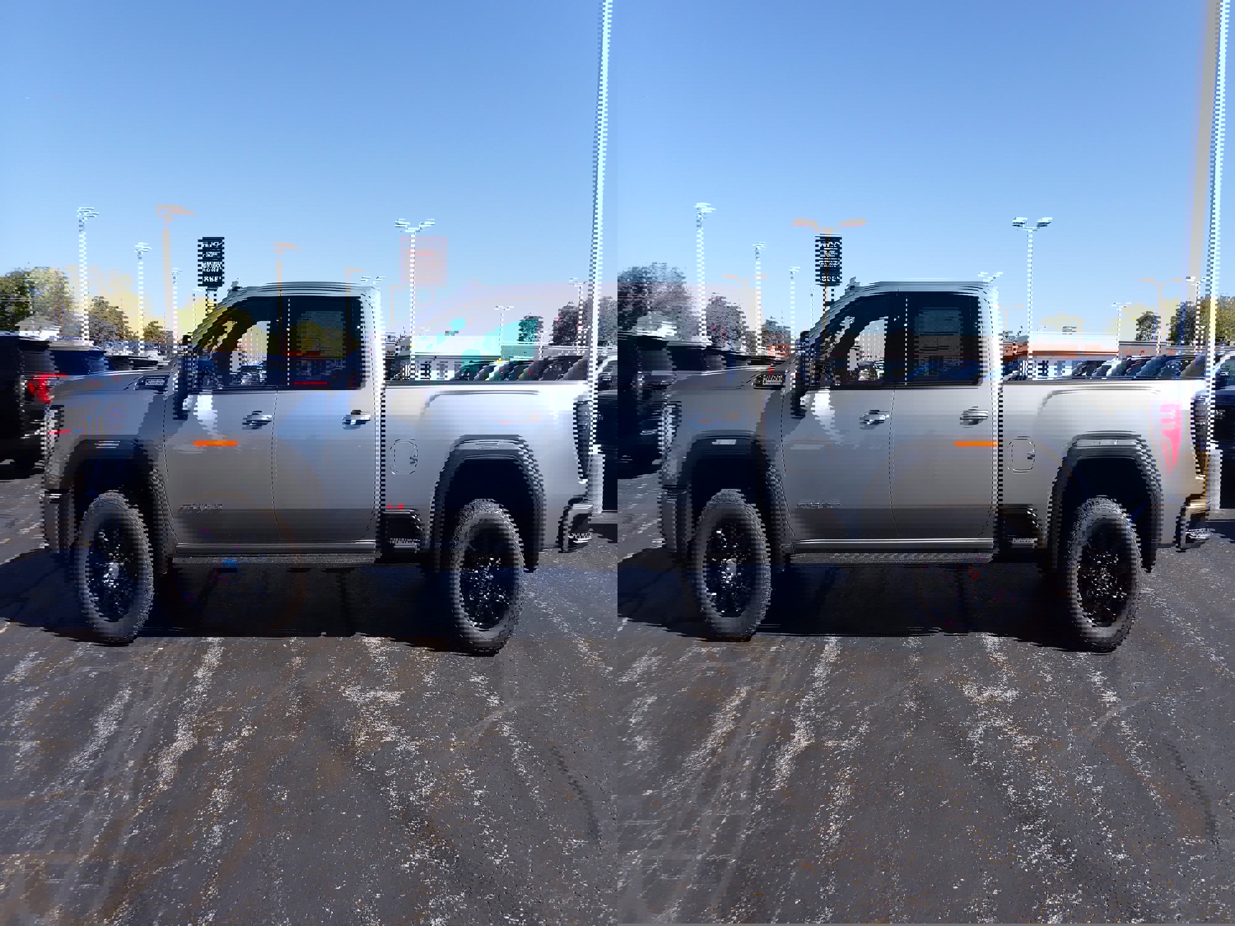 New 2026 GMC Sierra 2500 AT4 w/ AT4 Premium Plus Package image 4