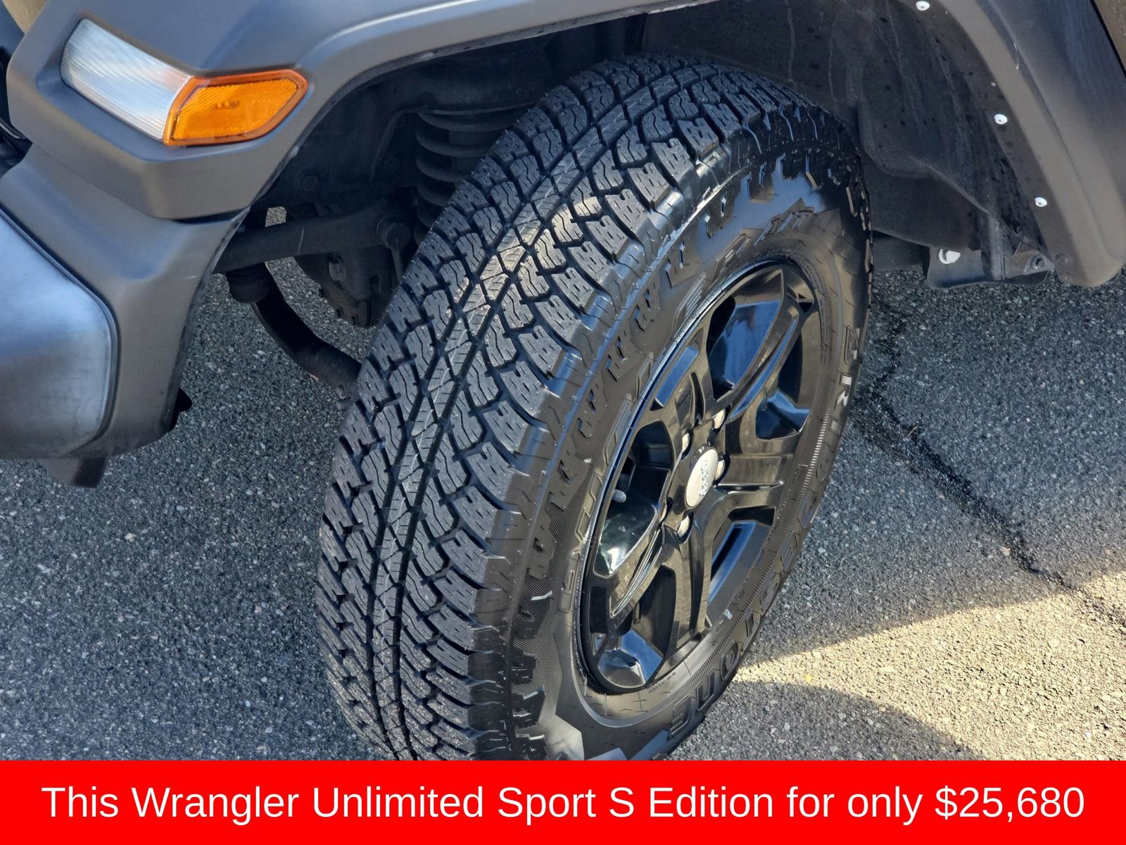 Used 2022 Jeep Wrangler Unlimited Sport image 37