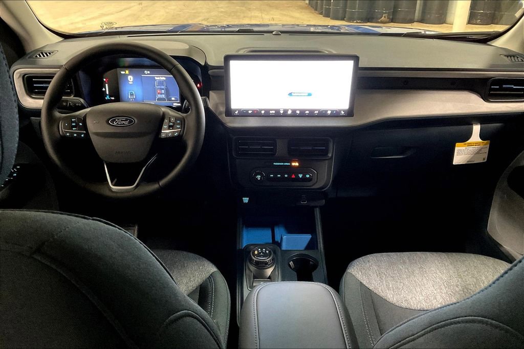 New 2025 Ford Maverick XLT w/ XLT Luxury Package image 5