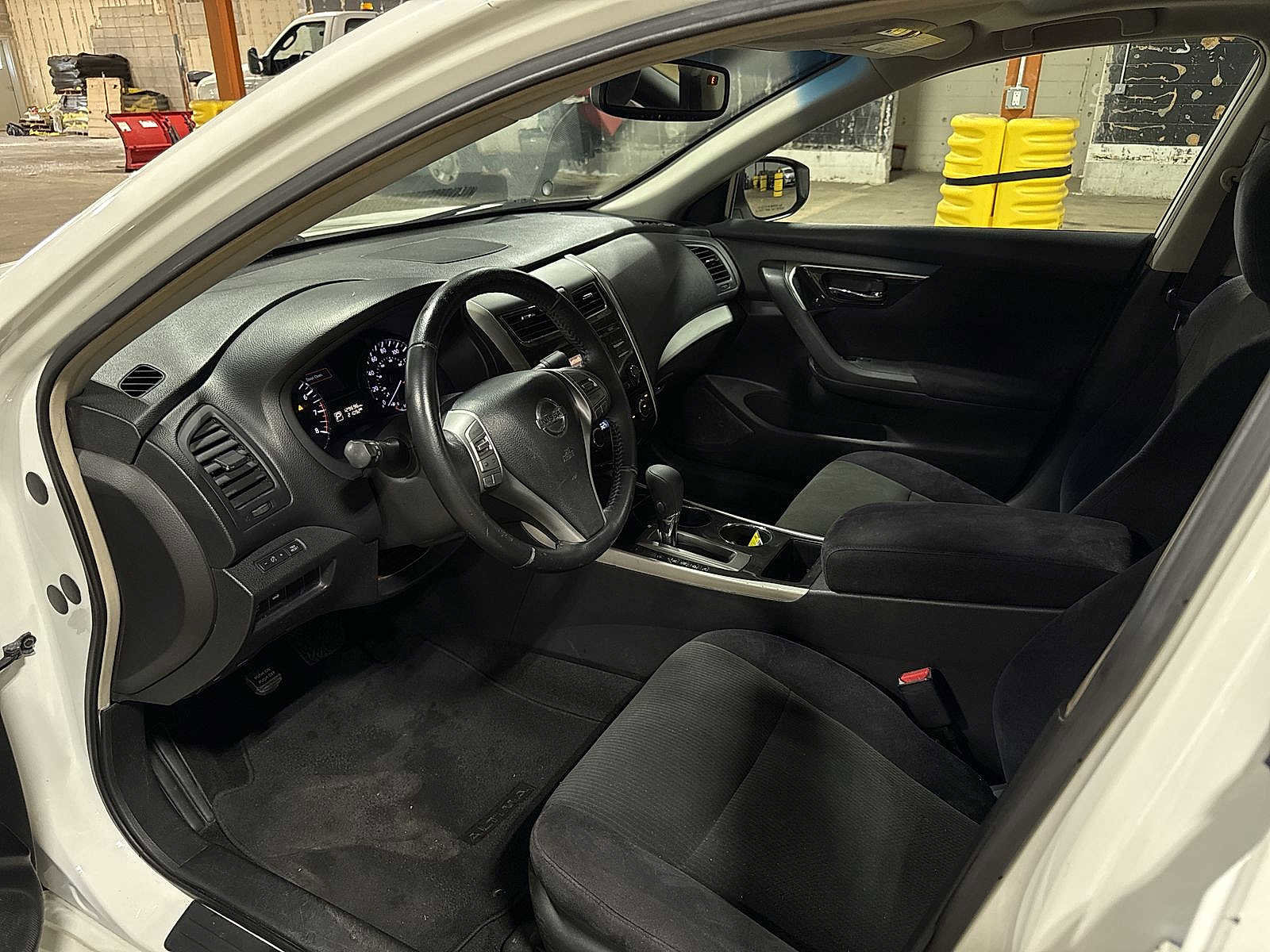 Used 2013 Nissan Altima 2.5 SV w/ 2.5SV Convenience Pkg FWD image 29