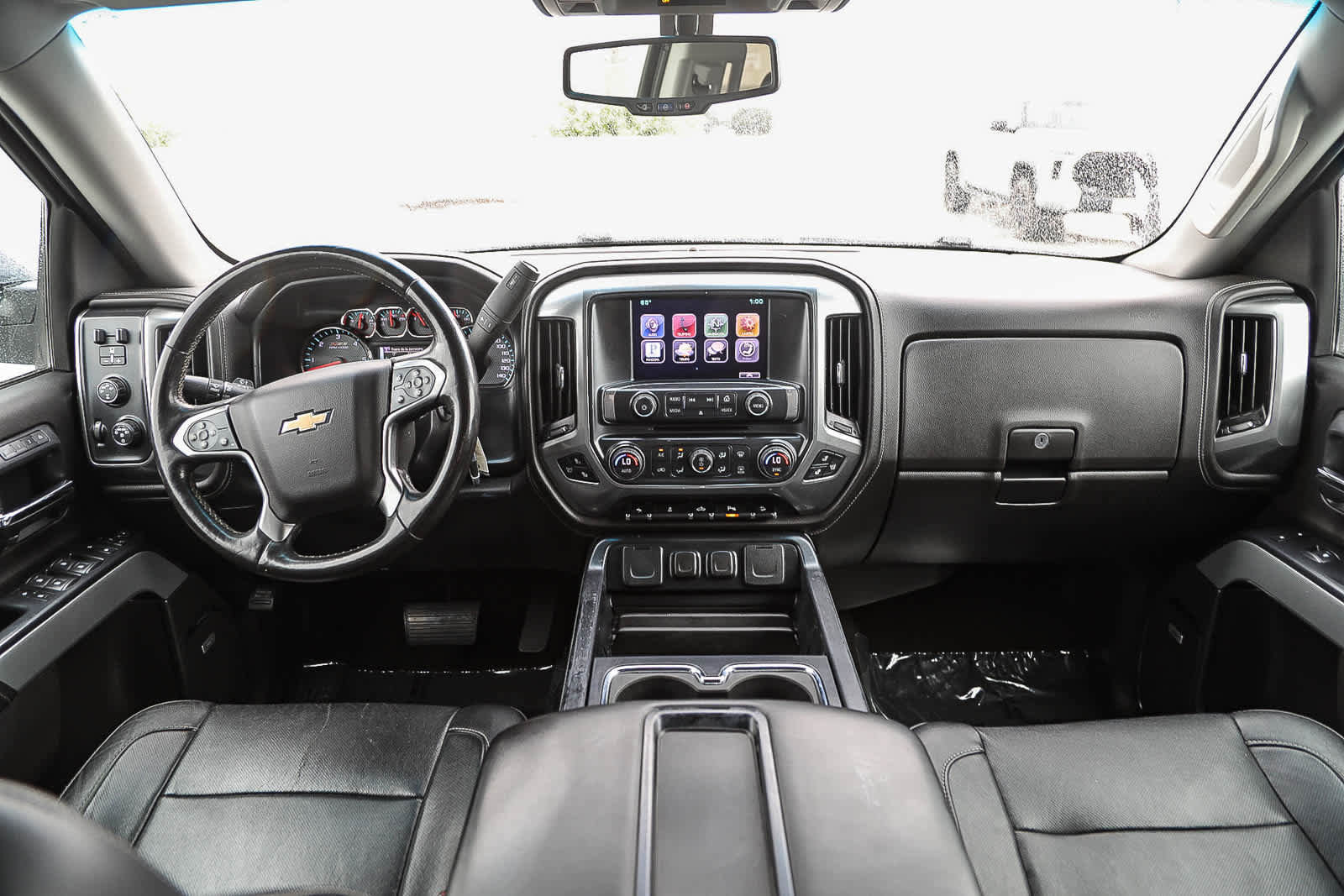 Used 2015 Chevrolet Silverado 1500 LTZ Z71 w/ LTZ Plus Package AWD/4WD image 12