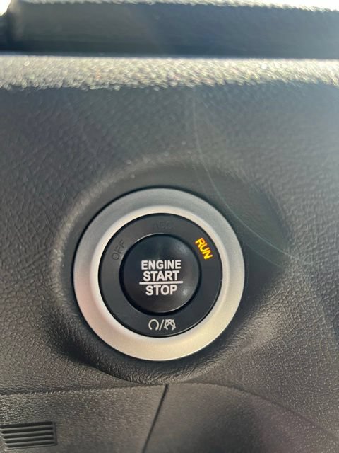 Used 2018 Chrysler Pacifica Touring-L Plus w/ S Appearance Package FWD image 23