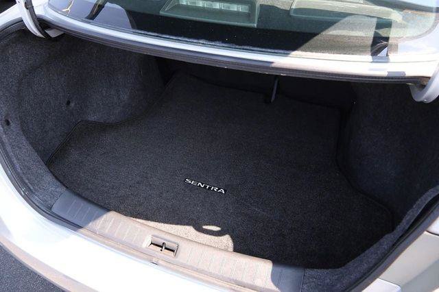 Used 2014 Nissan Sentra SV FWD image 7