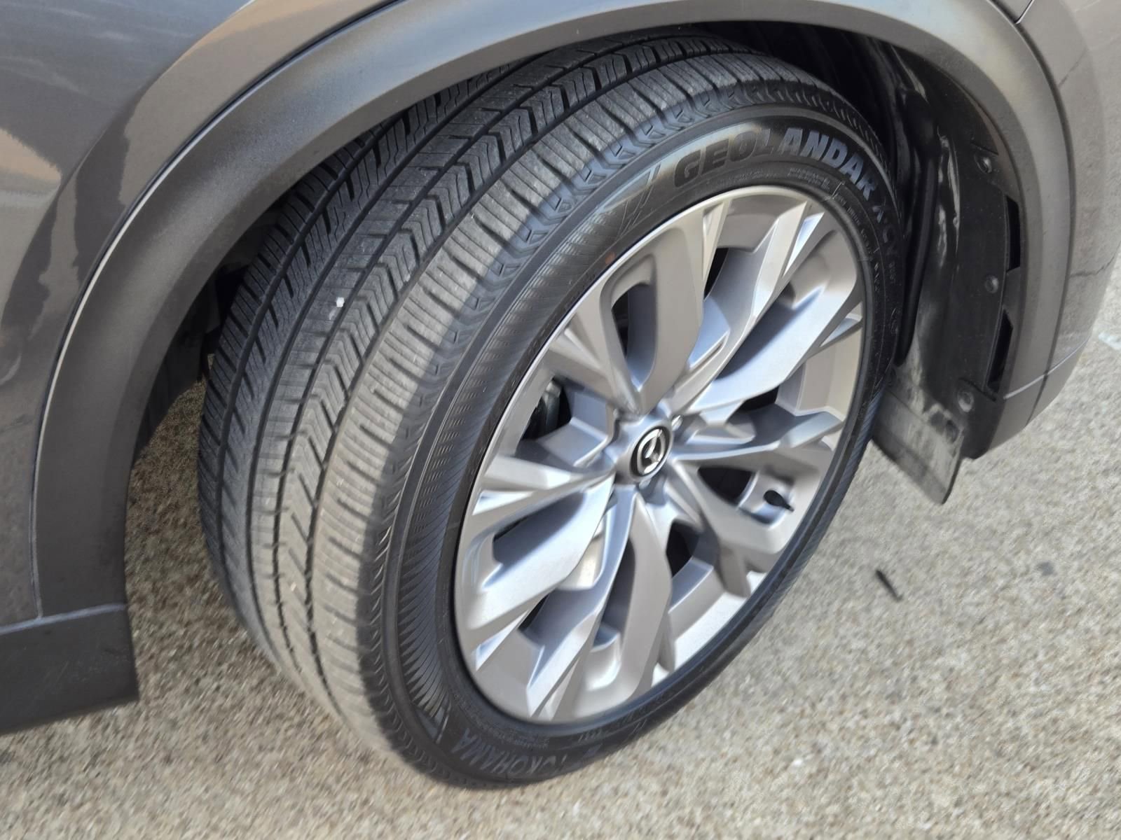 Certified 2024 MAZDA CX-90 3.3 Turbo w/ Premium Plus Pkg image 6