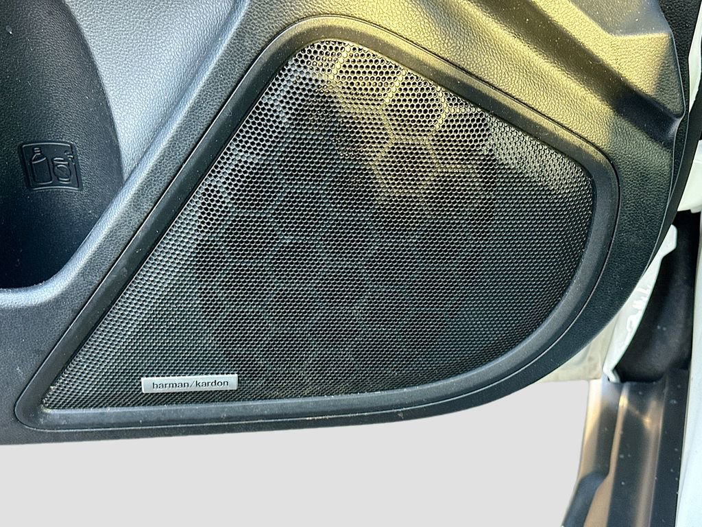 Used 2023 Subaru Outback Limited image 19