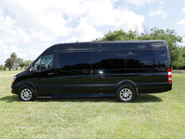 Used 2017 Mercedes-Benz Sprinter 3500 image 5