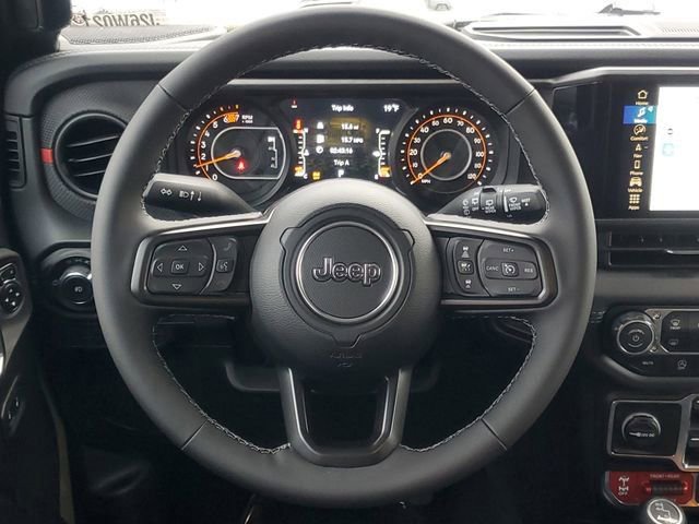 New 2026 Jeep Wrangler Unlimited Rubicon w/ Technology Group image 18