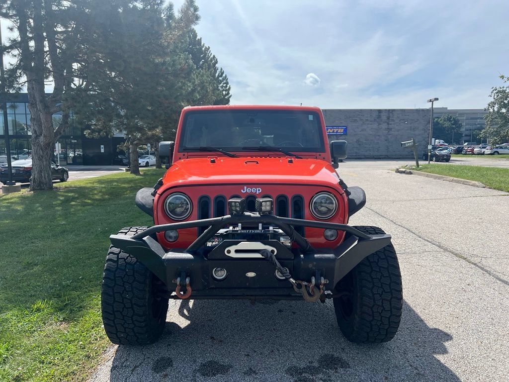 Used 2015 Jeep Wrangler Unlimited Sahara w/ Dual Top Group AWD/4WD image 8