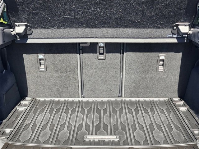 Used 2022 Land Rover Range Rover Evoque S image 17