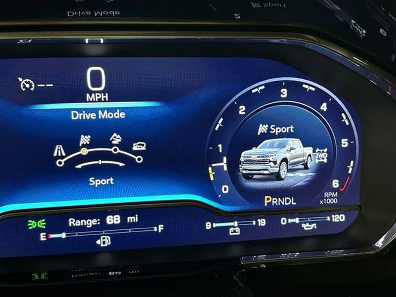 Used 2025 Chevrolet Silverado 1500 LT image 42