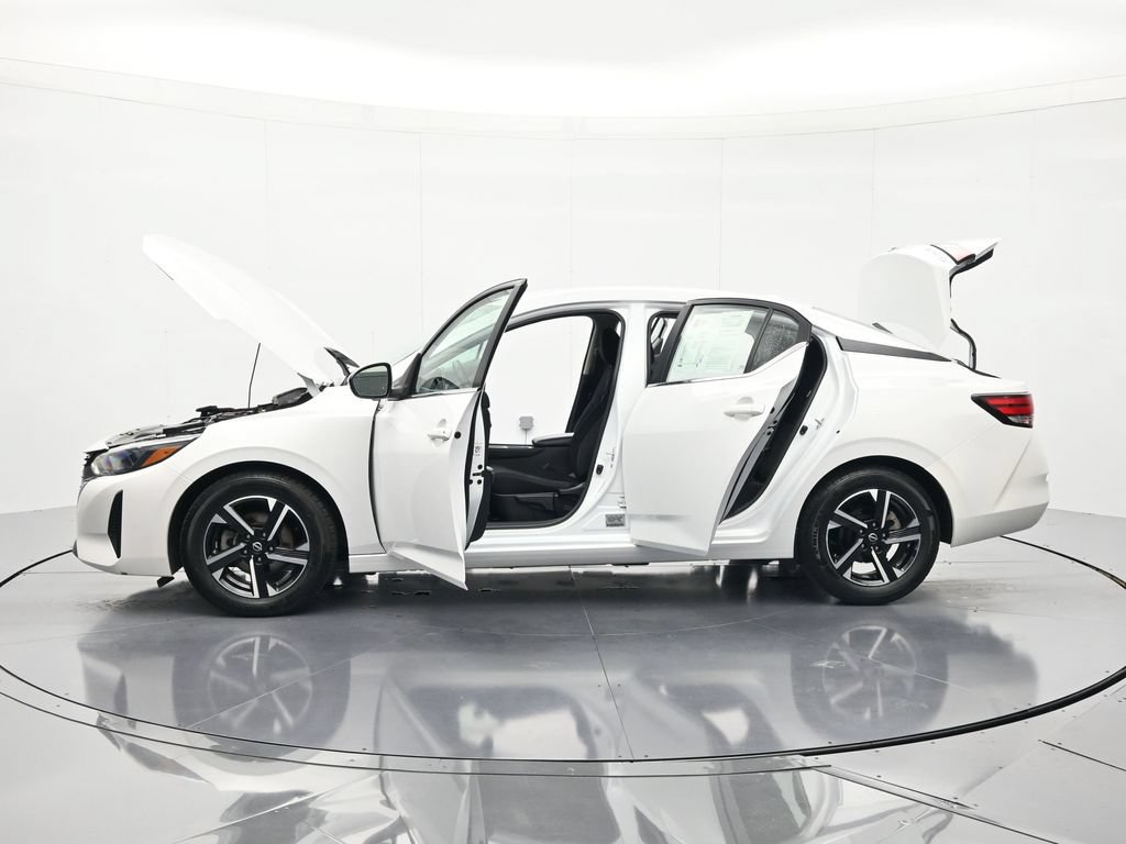 Used 2024 Nissan Sentra SV FWD image 45