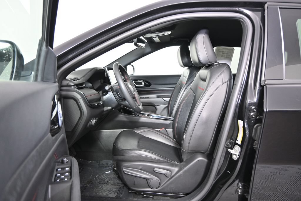 Used 2024 Jeep Compass Trailhawk AWD/4WD image 20